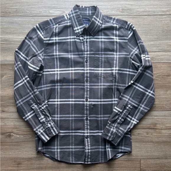 GAP Other - GAP | Oxford Shirt in Grey Plaid (X-Small)